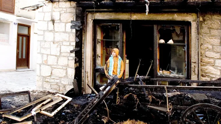 Izgorjele jaslice u Vodicama