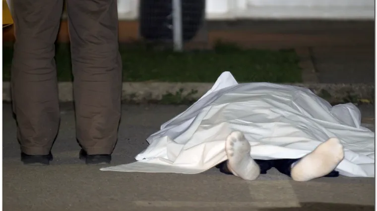 Starica skočila s 14. kata