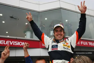 Alonso preživio avionsku nesreću