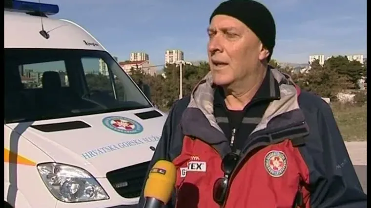 Dva sata izvlačili izletnike iz snijega