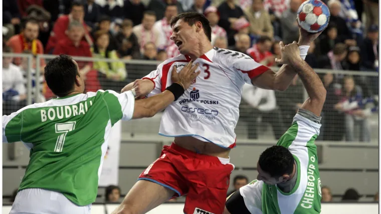 Poljaci rasturili Alžir