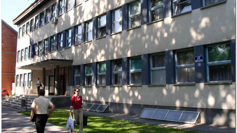 51-godi&scaron;njak silovao mladića?