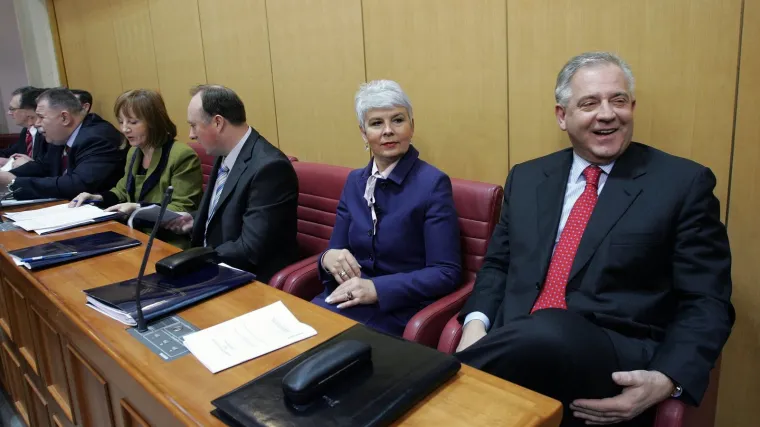 Plaće i mirovine nećemo rezati