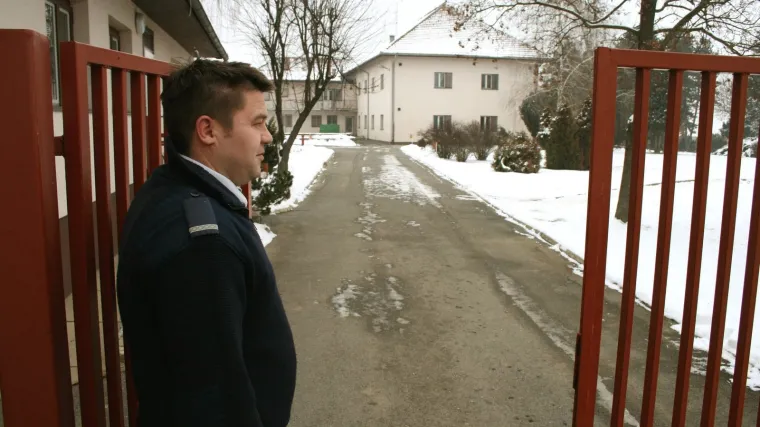 Iz kaznionice u Požegi pobjegao dvostruki ubojica