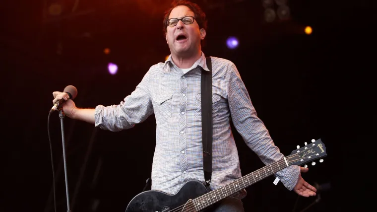 Live i dokumentarac Hold Steadyja