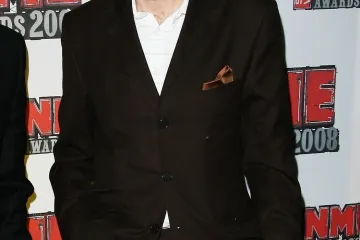 Mick Jones postavlja izložbu