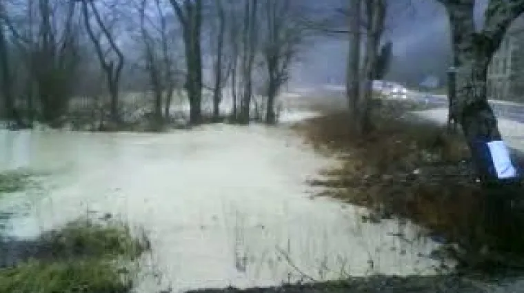 Osim Ra&scaron;e, iz korita se izlila i Mirna