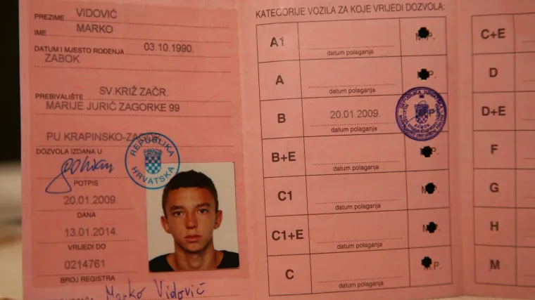 Tinejdžer preminuo nakon noćnog provoda