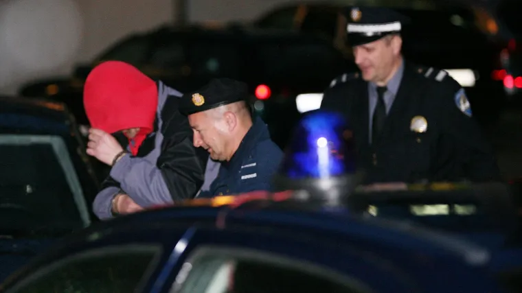 Oteo i opljačkao mu&scaron;karce koji su mu do&scaron;li naplatiti dug