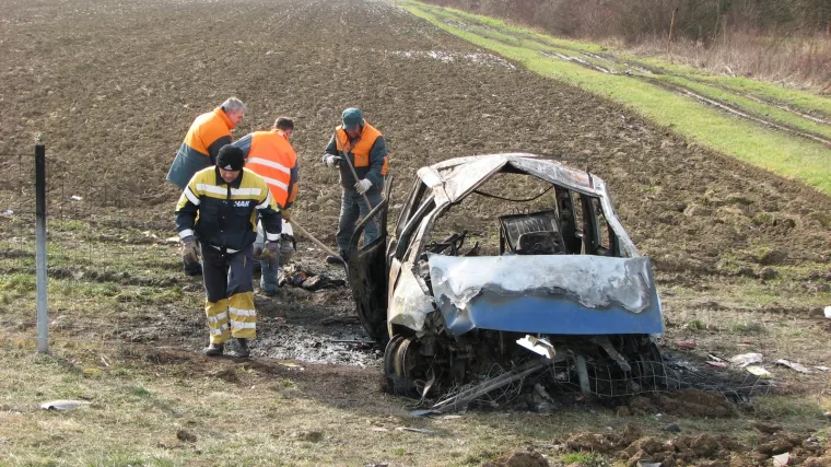 Žena izgorjela u automobilu