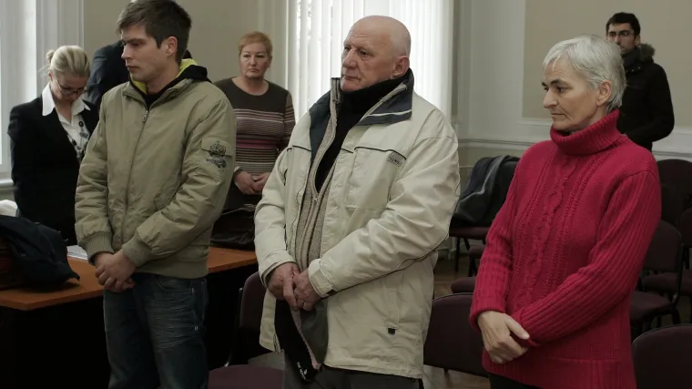 Djedu tri, a unuku četiri godine zatvora zbog dilanja