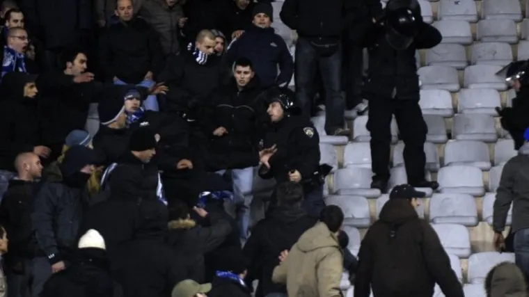 U zatvor zbog sukoba s policijom?