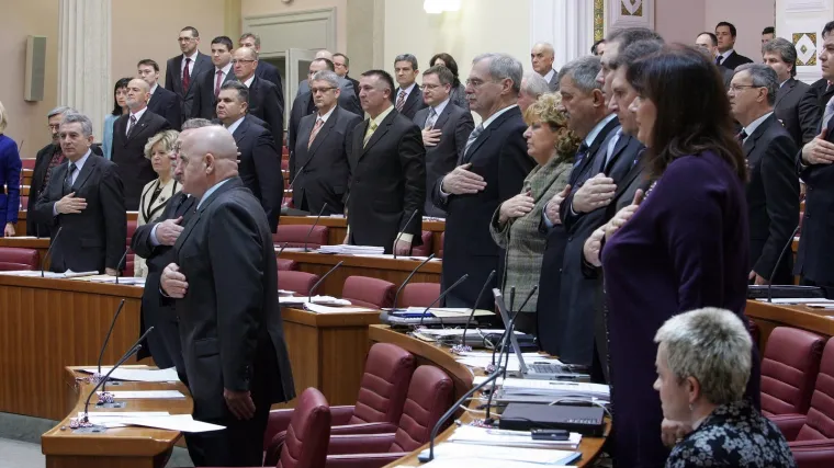 Zastupnici imali 267 slobodnih dana