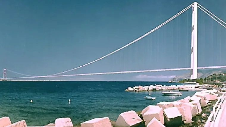 Berlusconi gradi most do Sicilije