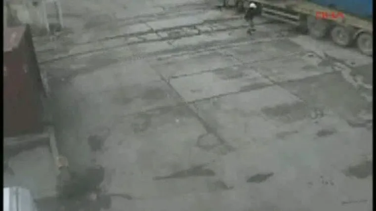 Zgazio ga kamion, njemu ni&scaron;ta!