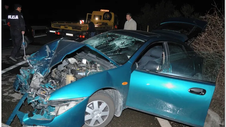 Četvero ozlijeđenih u sudaru kod &Scaron;ibenika