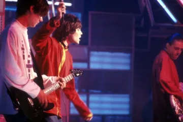 Demantirano okupljanje Stone Rosesa