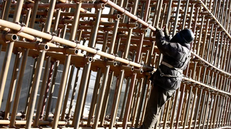 Pozirala za fotografiju pa poginula