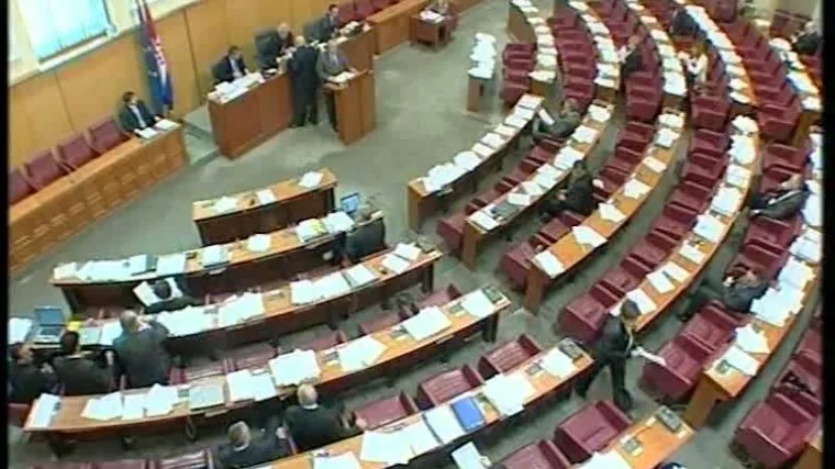 Stroži uvjeti za mirovinu tek 2011.