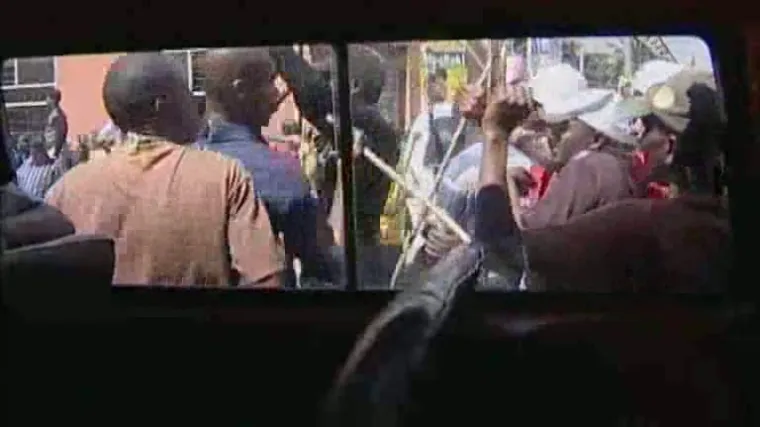 Gumenim mecima rastjerivali taksiste