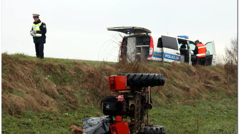 Kod Karlovca poginuo traktorist