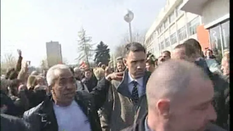 Radnici oslobodili direktore