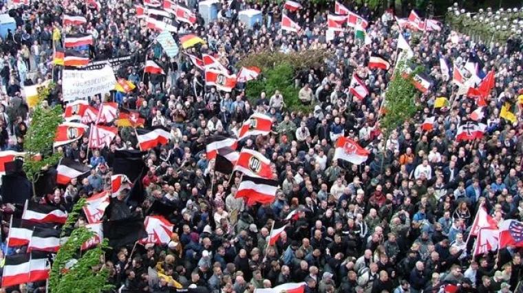 Njemački neonacisti pred bankrotom