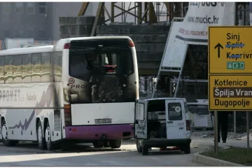 Zapalio se još jedan autobus