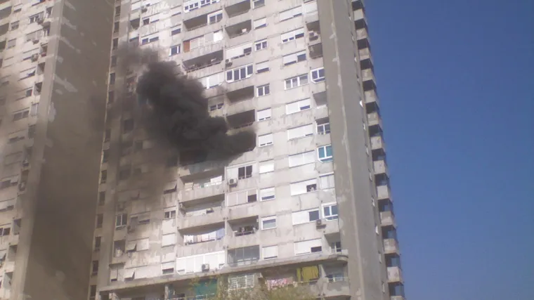 Gorio osmi kat nebodera u Zagrebu