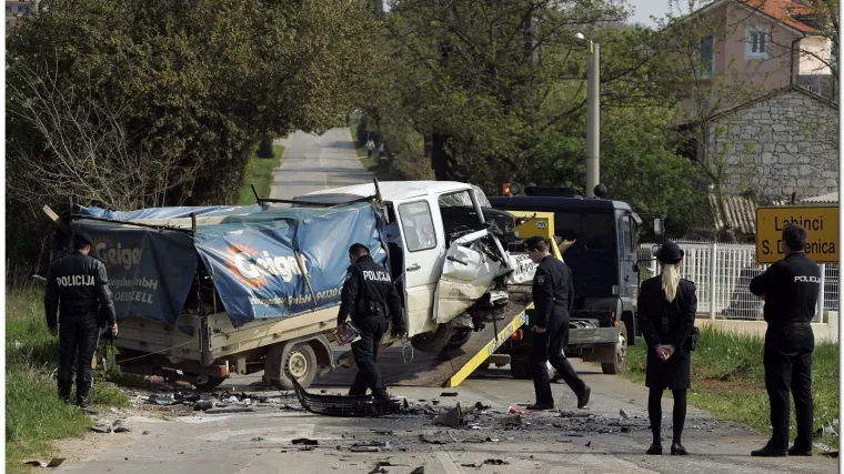 U stravičnoj nesreći kod Poreča poginula djevojka