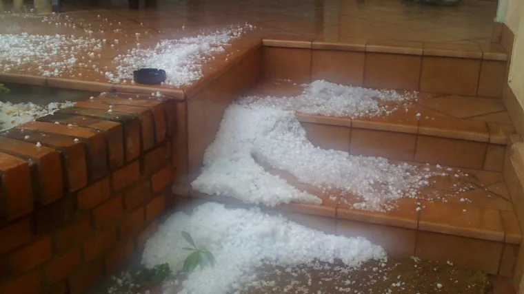 Ledena tuča stukla Ilok