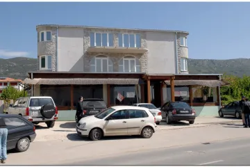 Ranjeni u pucnjavi u narodnjačkom klubu