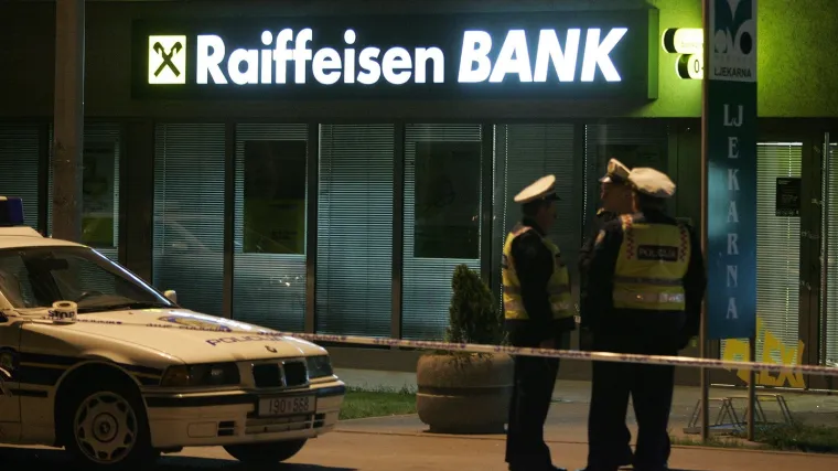 Puštena dvojica "pomagača" u pljački