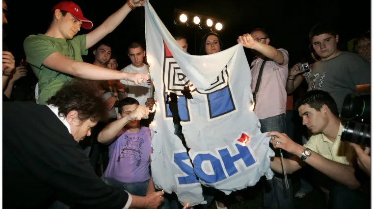 Glava&scaron; se telefonom javio iz Hercegovine