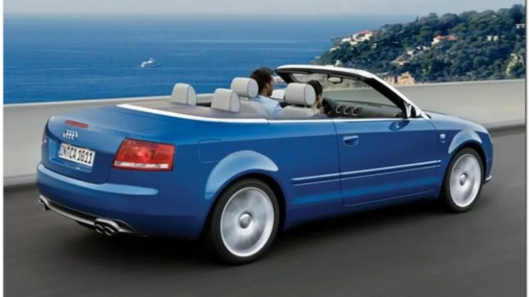 Autocesta zatvorena zbog kiše novčanica