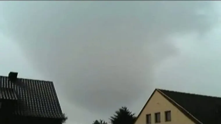 Munje palile kuće u Njemačkoj