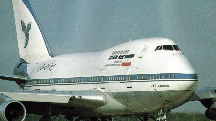 Prona&scaron;li bombu u zrakoplovu