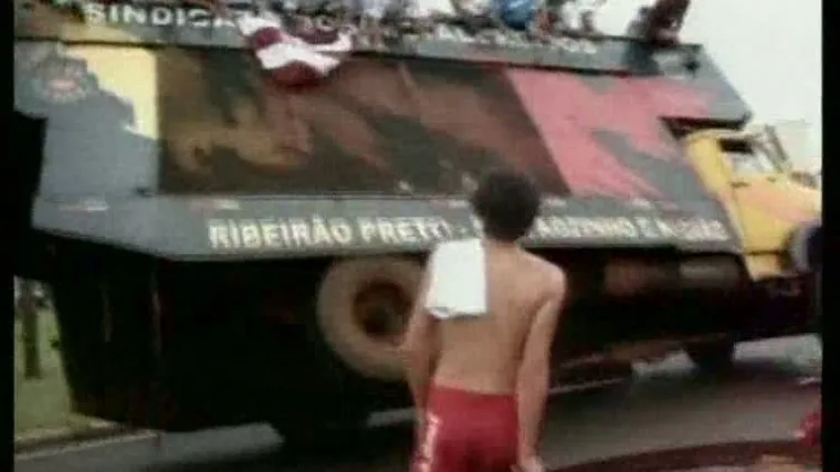 Prevrnuo se kamion s nogometa&scaron;ima