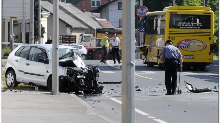 Starica poginula u sudaru