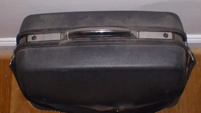 Nosila putne torbe izrađene od kokaina