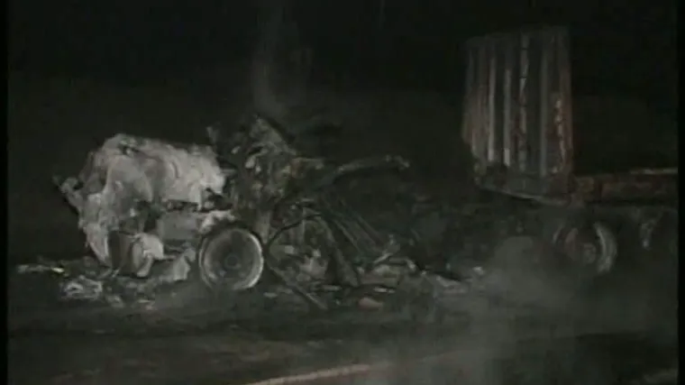 Zapalio se alkohol, izgorio autobus