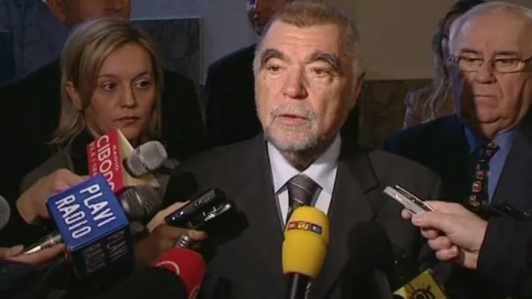 Mesić i T&uuml;rk za spu&scaron;tanje tenzija