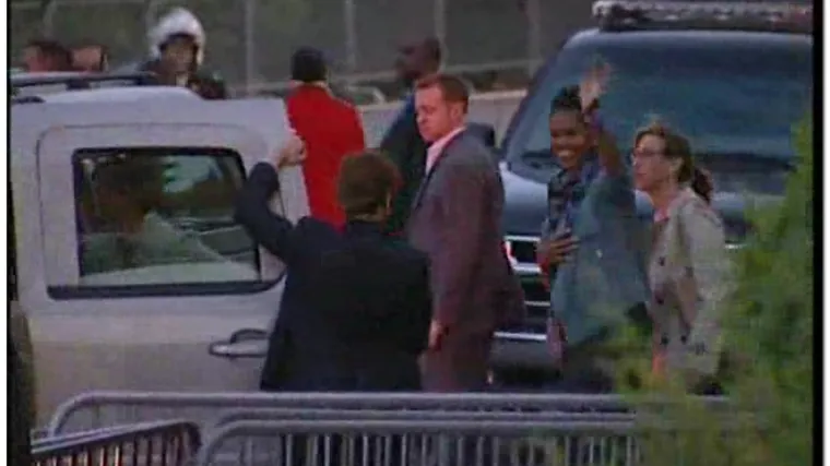 Michelle i kćeri na Eiffelovom tornju