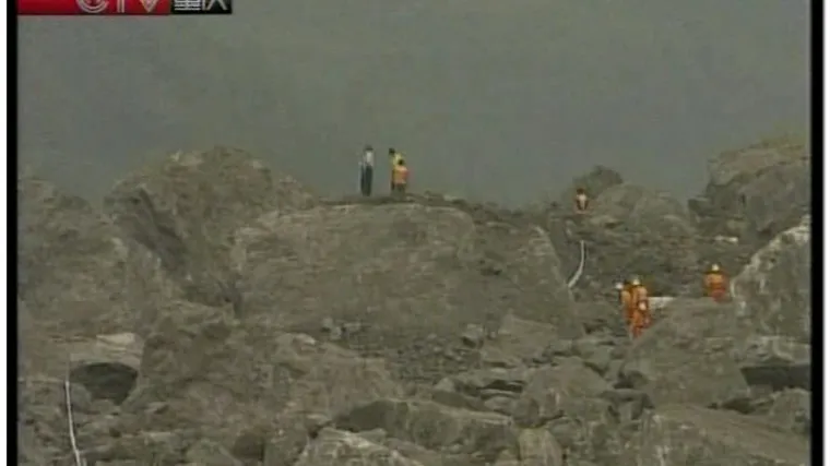 Rudari i dalje zarobljeni pod zemljom