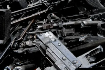 Generali u zatvoru zbog dilanja oružja Hrvatskoj