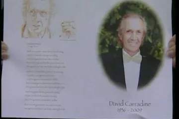 Tko je Carradineu do&scaron;ao na sprovod?