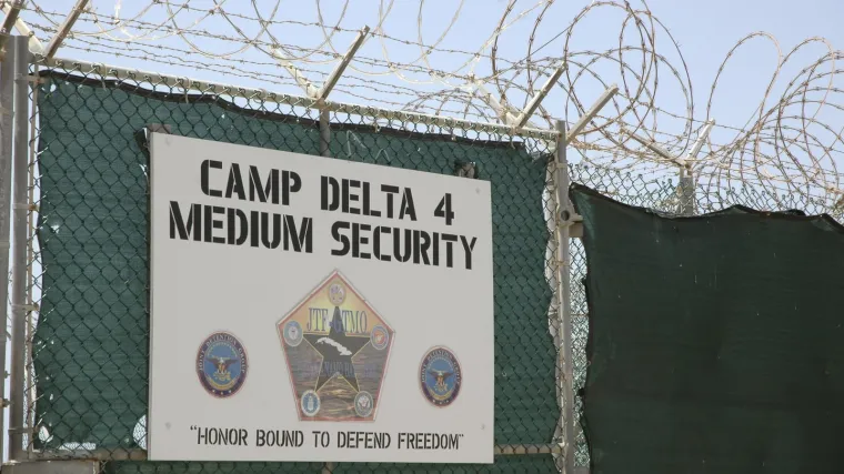 Berlusconi će primiti tri zatvorenika