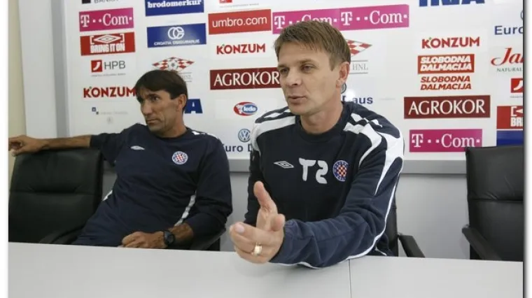 Vujović okrenuo leđa Miši