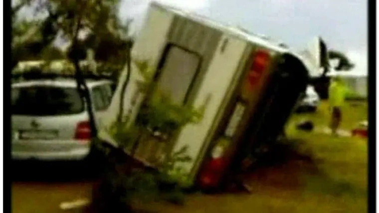 U nevremenu nestali daskaš i jedrilica