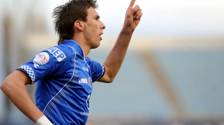 Mandžukić ostaje u Dinamu